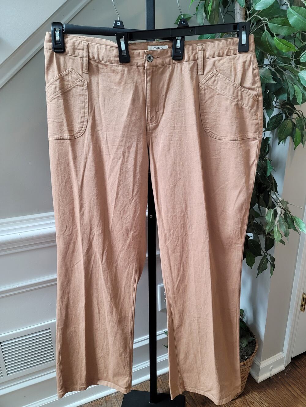 Cato Straight Leg Pants Women's Size 18W Tan Curved Patch Pockets High Rise
